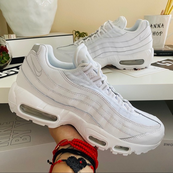 Nike Shoes - NWT Nike Air Max 95 essential white